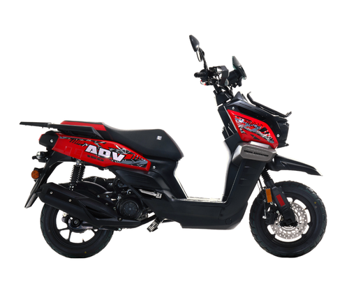 Motocicleta marca Treck modelo Acorazada 150cc color rojo